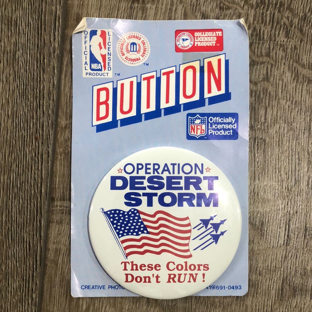 Vintage NBA / NFL sponsored official OPERATION DESERT STORM Patriotic Button
